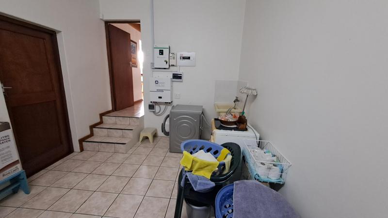 2 Bedroom Property for Sale in Stilbaai Wes Western Cape